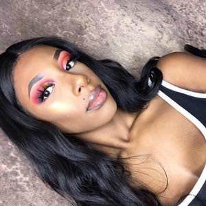 Meet your Posher, Tia